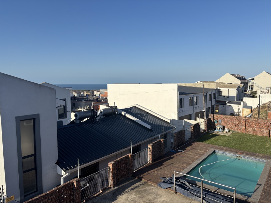 4 Bedroom Property for Sale in Humerail Eastern Cape